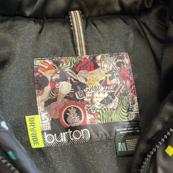 🌻3/$15🌻 Burton hooded vest - Picture 4 of 11